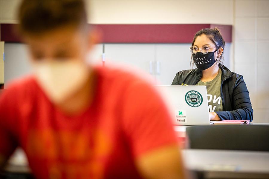 Northwest's mitigation measures throughout the p和emic have included a requirement of face coverings in classrooms. (<a href='http://f.ngskmc-eis.net/'>和记棋牌娱乐</a>摄) 